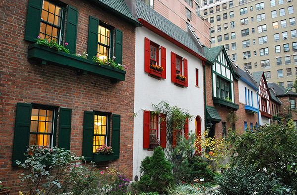 Pomander Walk New York