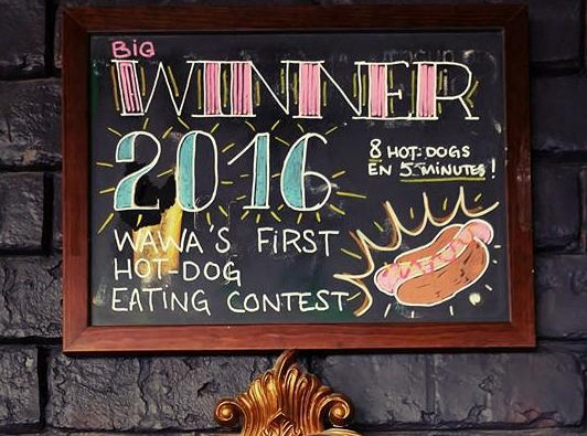 Hotdog contest winner Wawa Bar Strasbourg